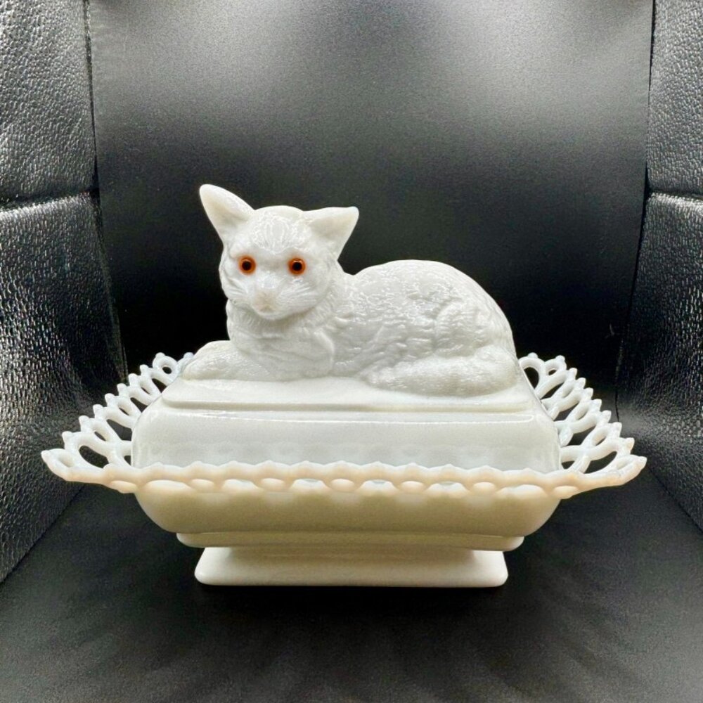 Westmoreland Milk Glass Cat on Nest